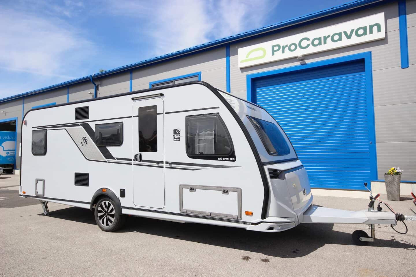 Knaus Südwind 580 QS Black