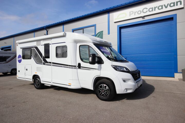 Knaus SKY TI 650 MF